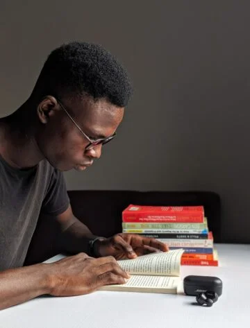 man reading a book 2861798